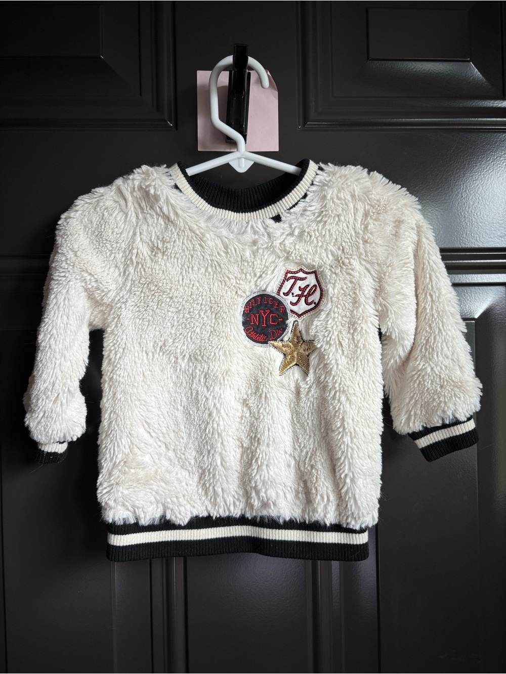 Tommy Hilfiger  Plush Pullover with NYC Badge Details